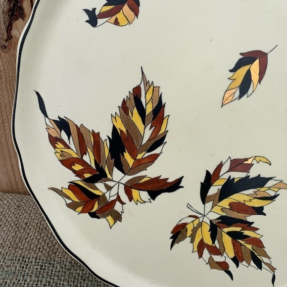 French Art Faience Autumn / Automne Centerpiece Pie Cake Plate by Longwy 1940s - Picture 3 of 4